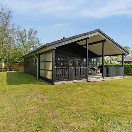 Amdi - 100m From The Sea In Ne Jutland By Interhome