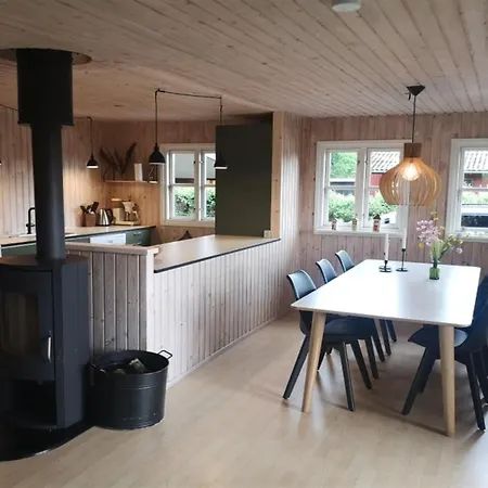 Amdi - 100m From The Sea By Interhome Hadsund